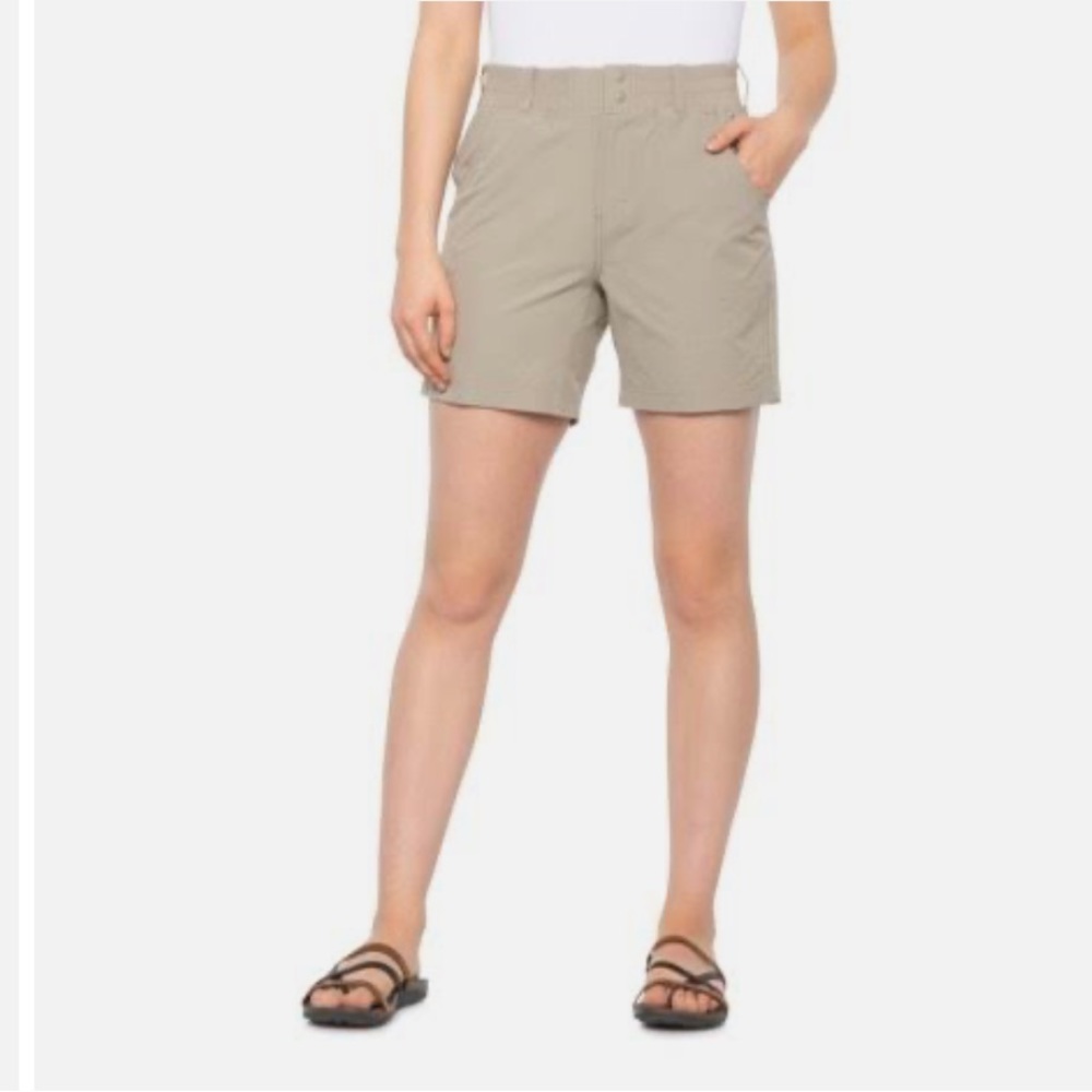NWOT Simms Fishing Shorts